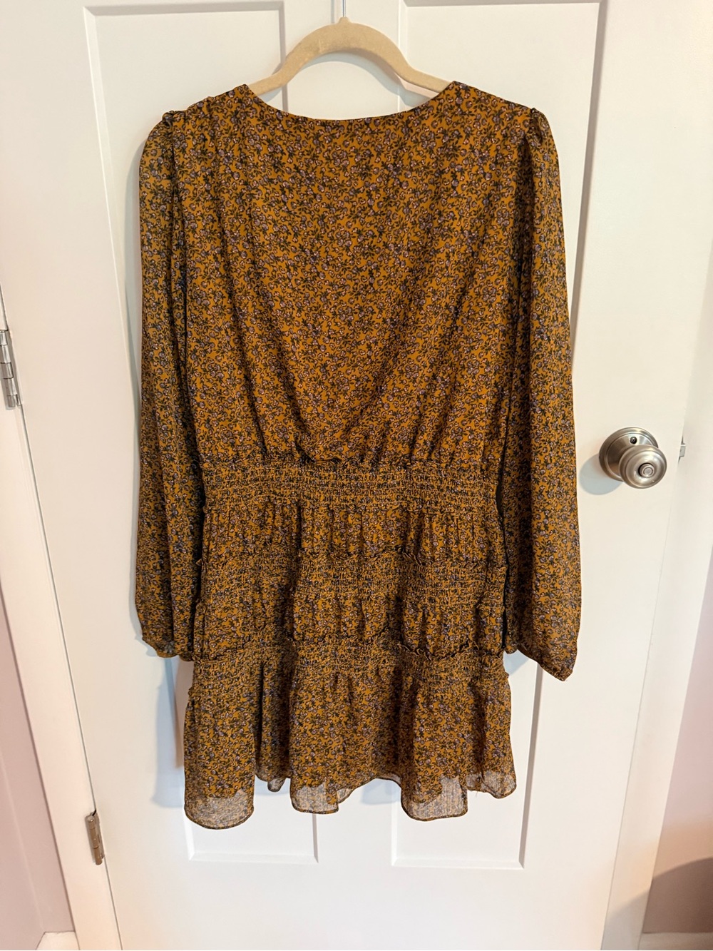 Socialite Flowered Dress with Ruffles - Picture 3 of 5
